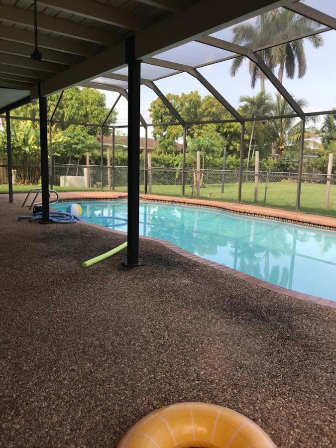 82-10Sw 135Av Villa Miami Kültér fotó